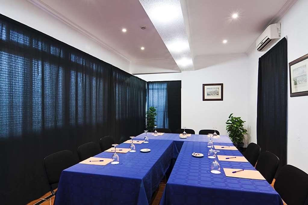 Hotel Sercotel Casas De Mercaderes Sevilla