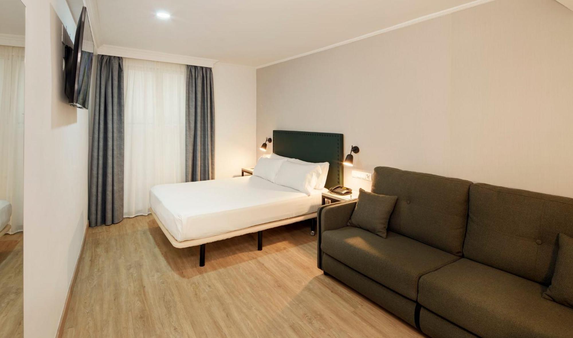 Hotel Sercotel Casas De Mercaderes