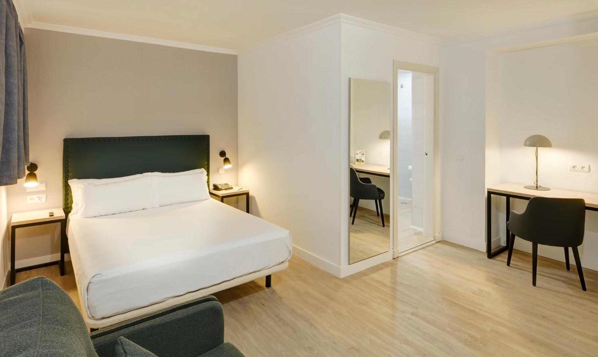 Sercotel Casas De Mercaderes Hotel Sevilla